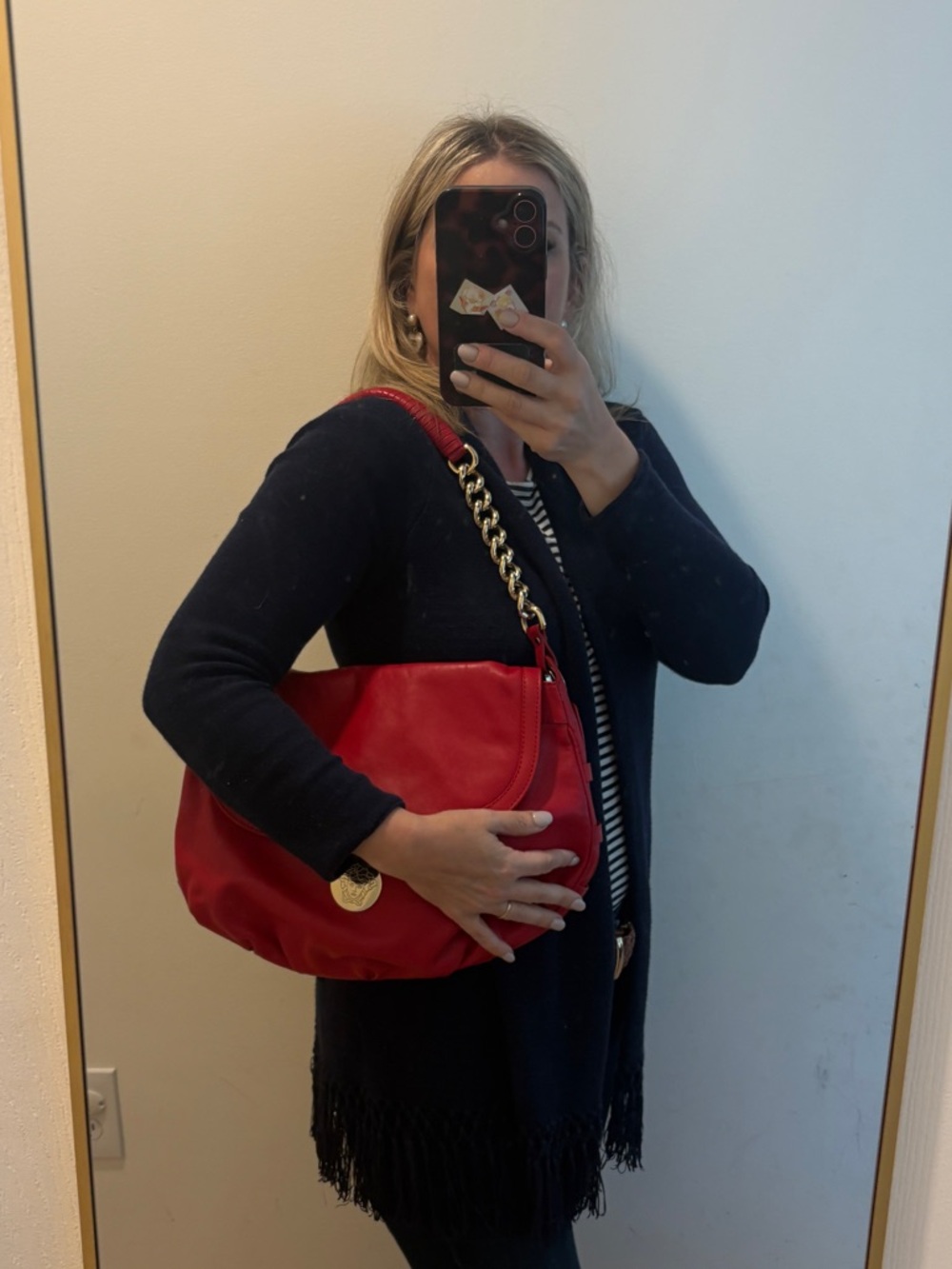 Versace Stunning Red Shoulder Bag with Gold Chain and Back Pocket - Picture 9 of 10